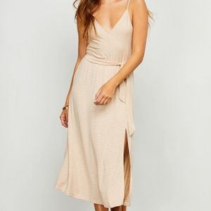 Gentle fawn dress
